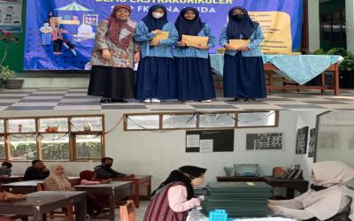 PEMBAGIAN RAPORT SEMESTER GANJIL TAHUN AJARAN 2022-2023